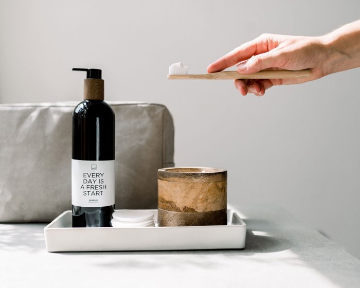 Leeff Shower Gel Fabulous Fig - Every day is a fresh start
