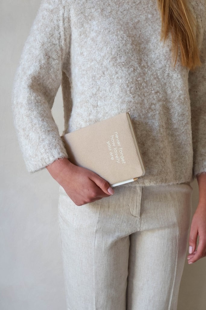 Leeff Notebook Nina taupe - Never forget how lovely you are