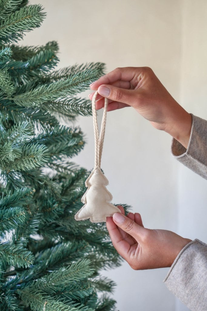 Leeff Ornament Otis Tree