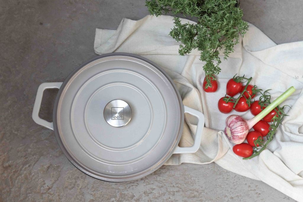 Leeff Cast iron pan/ Frying pan