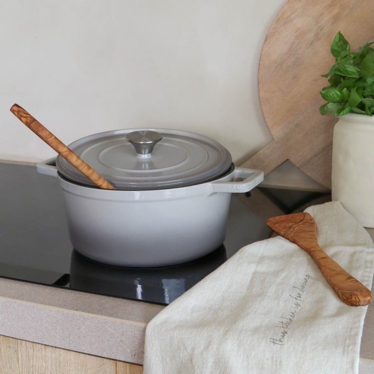 Leeff Olivewood Kitchen Spoons Ollie, set of 2