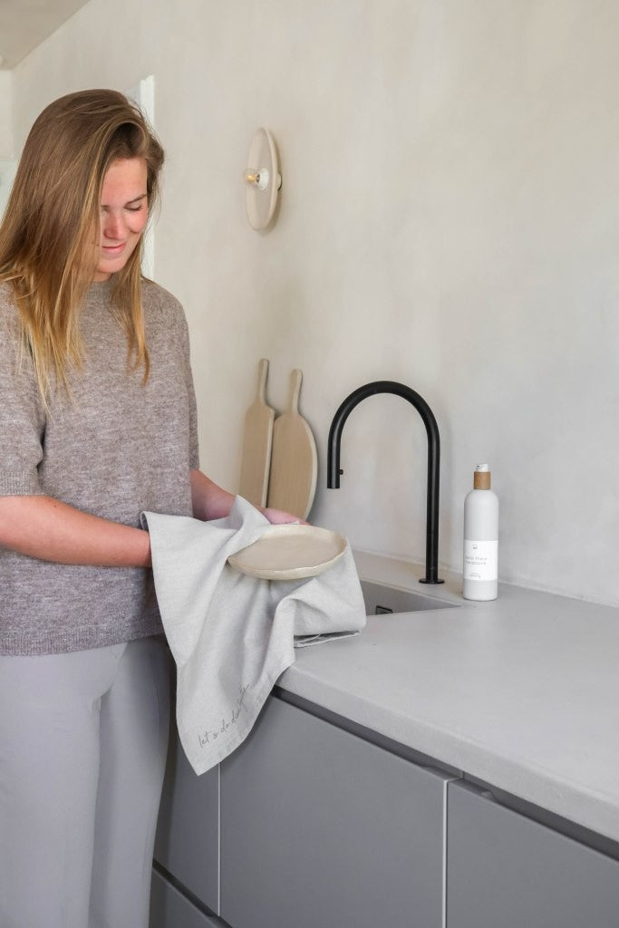 Leeff Kitchen & Teatowel set Kim - Let's do dish together